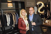 Dr. Isabel Thielen (Inhaberin trouve bel) mit Mann Klaus Eck Foto: BrauerPhotos / G.Nitschke für trouveBel